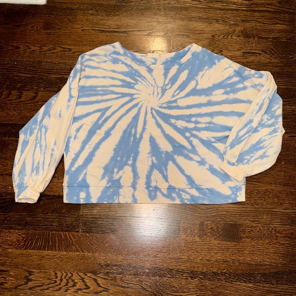 Altar’d State Tie Dye sweatshirt Sz S